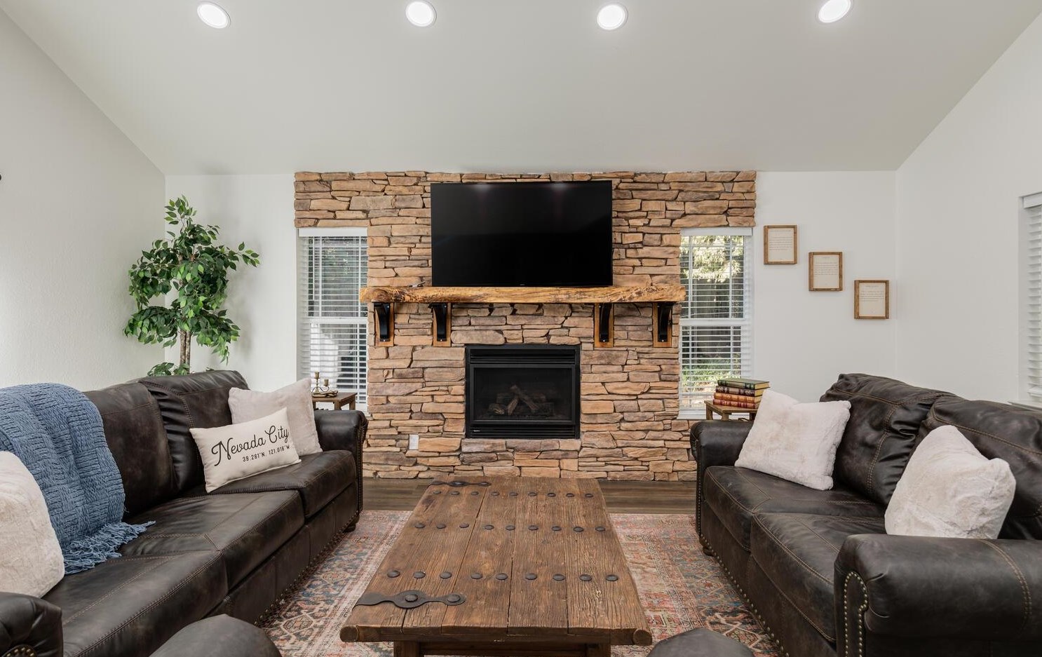 18545 Cruzon Grade Rd, Cherokee CA 95959-8539 exterior