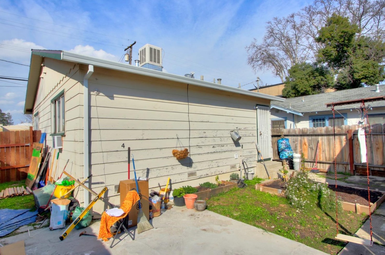 764 Bridge St, Yuba City CA 95991-3823 exterior