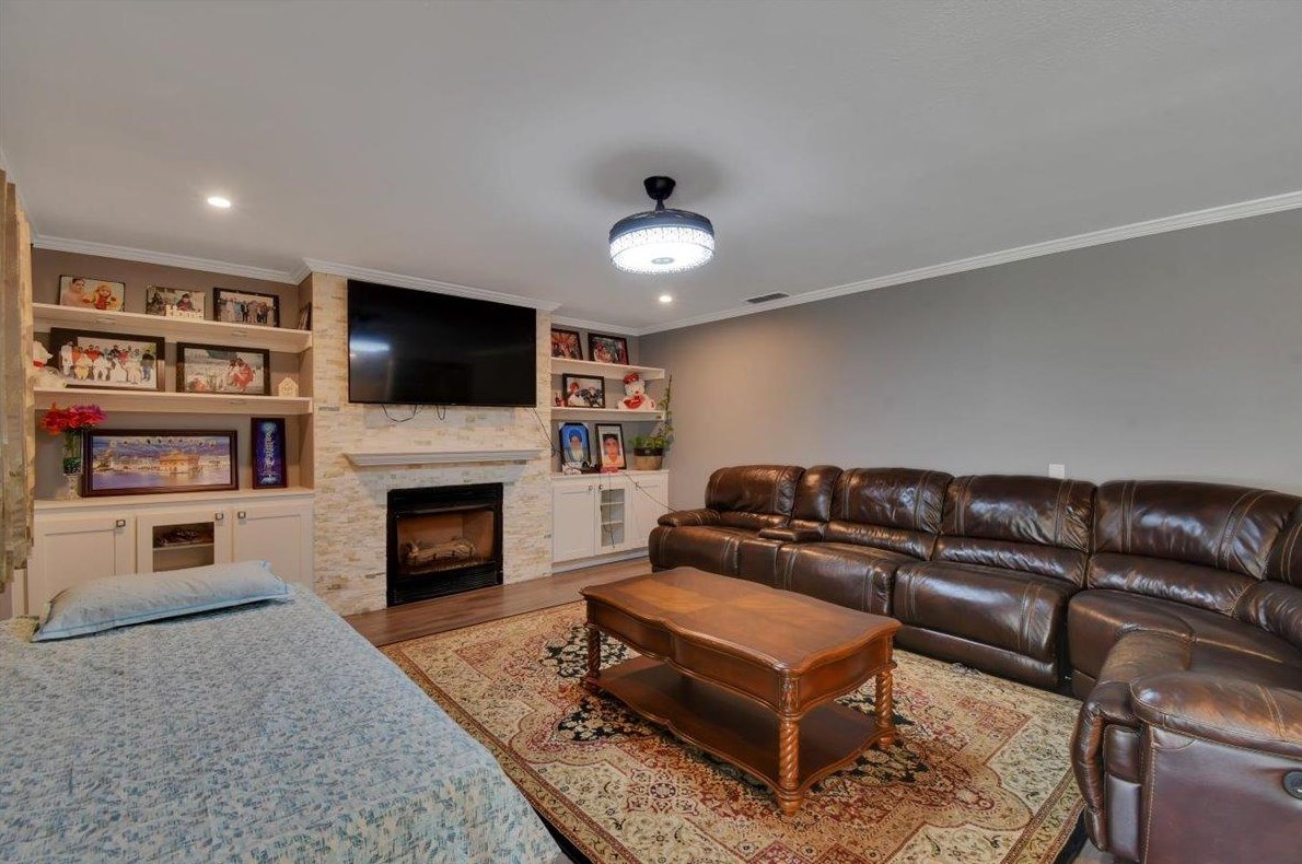 1661 Chelsea Pl, Yuba City CA  95993-7674 exterior