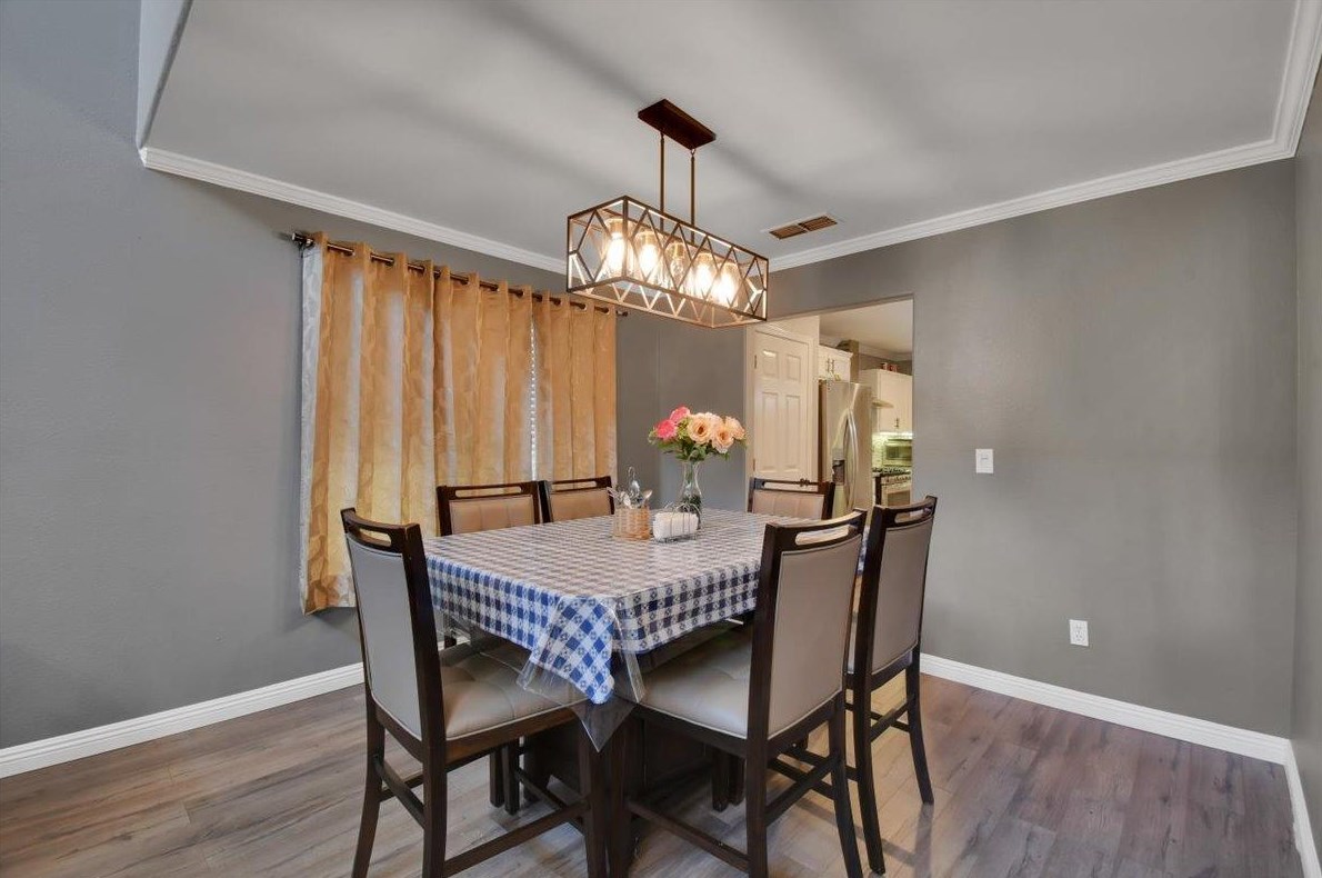 1661 Chelsea Pl, Yuba City CA  95993-7674 exterior