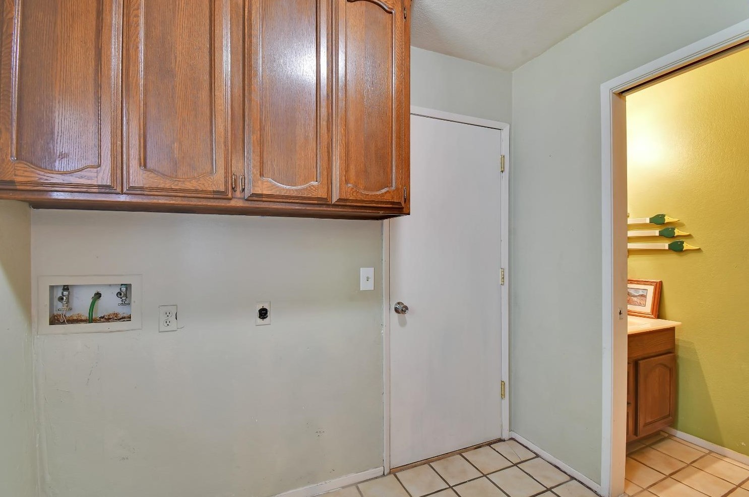 1967 Rameriz Dr, Yuba City CA  95993-7156 exterior