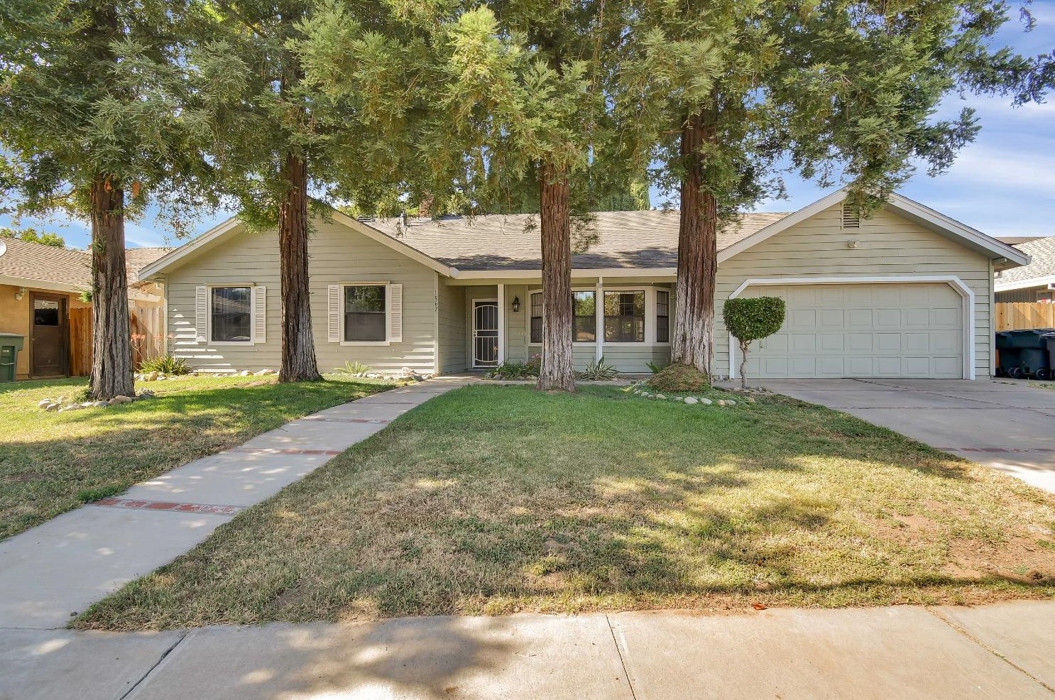 1967 Rameriz Dr, Yuba City CA  95993-7156 exterior