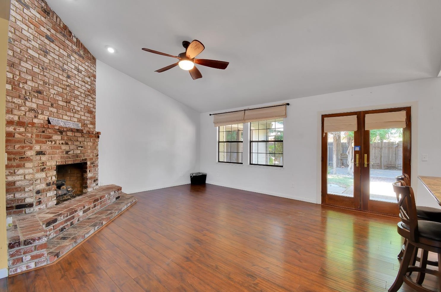1967 Rameriz Dr, Yuba City CA  95993-7156 exterior