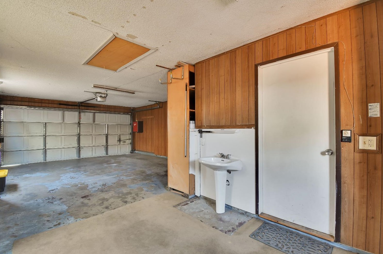1967 Rameriz Dr, Yuba City CA  95993-7156 exterior
