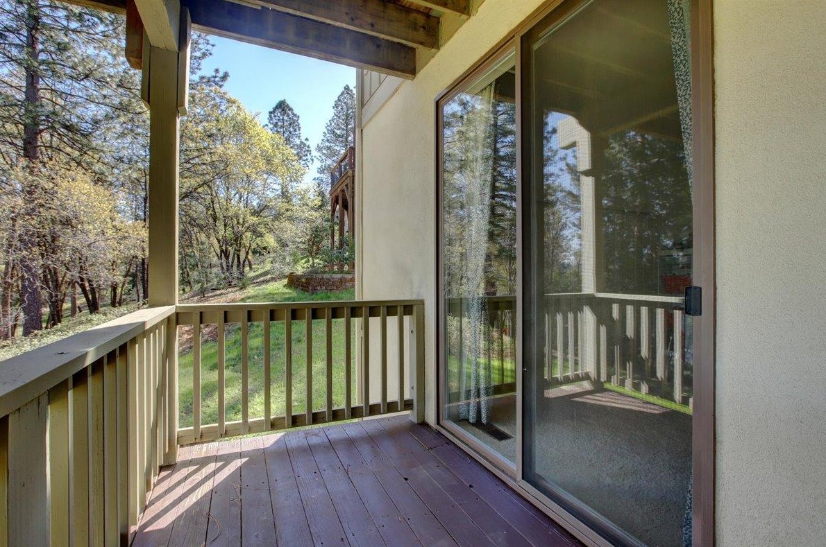 136 Sierra Blanca Ct, Grass Valley CA  95945-9741 exterior
