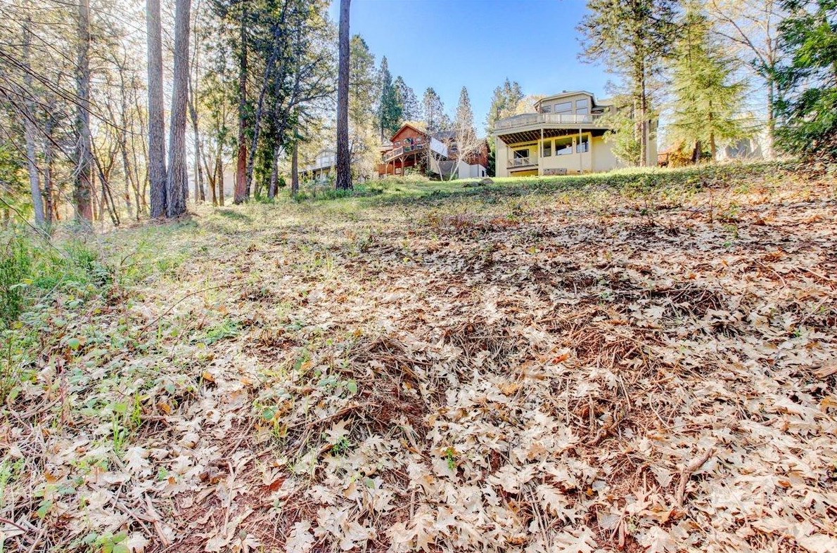 136 Sierra Blanca Ct, Grass Valley CA  95945-9741 exterior