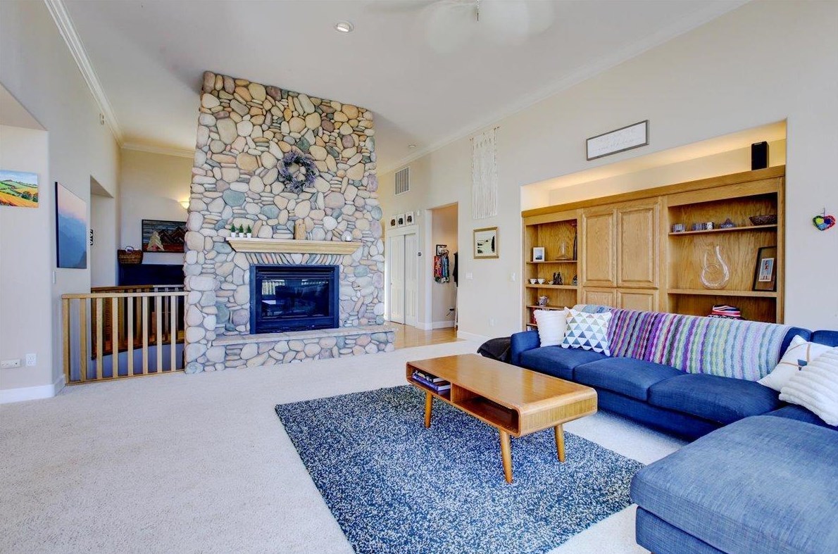 136 Sierra Blanca Ct, Grass Valley CA  95945-9741 exterior