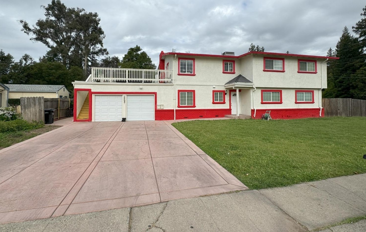 2868 Ln Colina Way, Carmichael CA  95608-4405 exterior