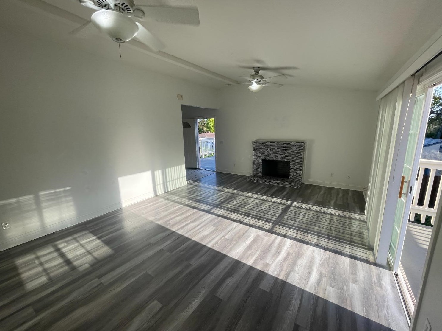 2868 Ln Colina Way, Carmichael CA  95608-4405 exterior