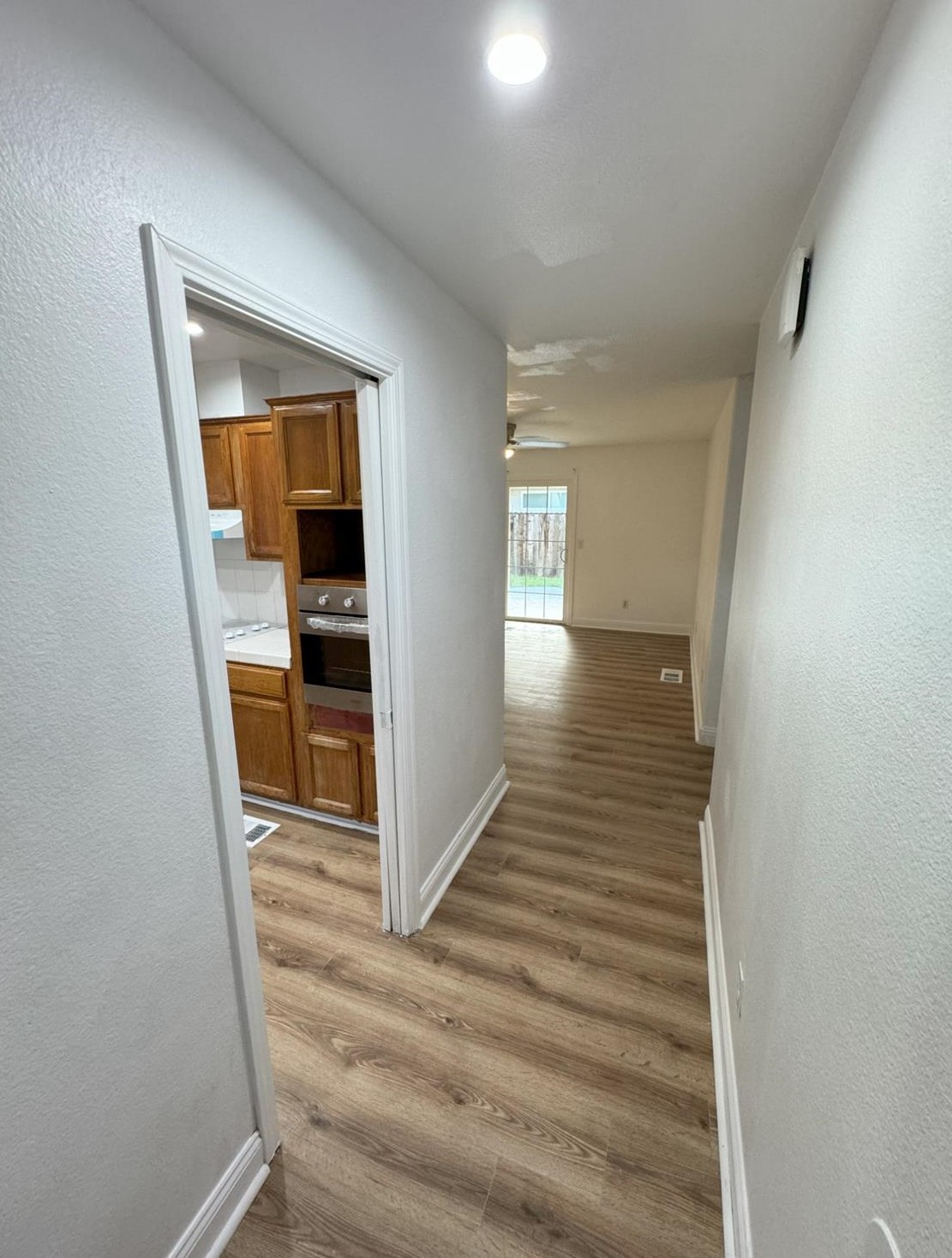 2868 Ln Colina Way, Carmichael CA  95608-4405 exterior