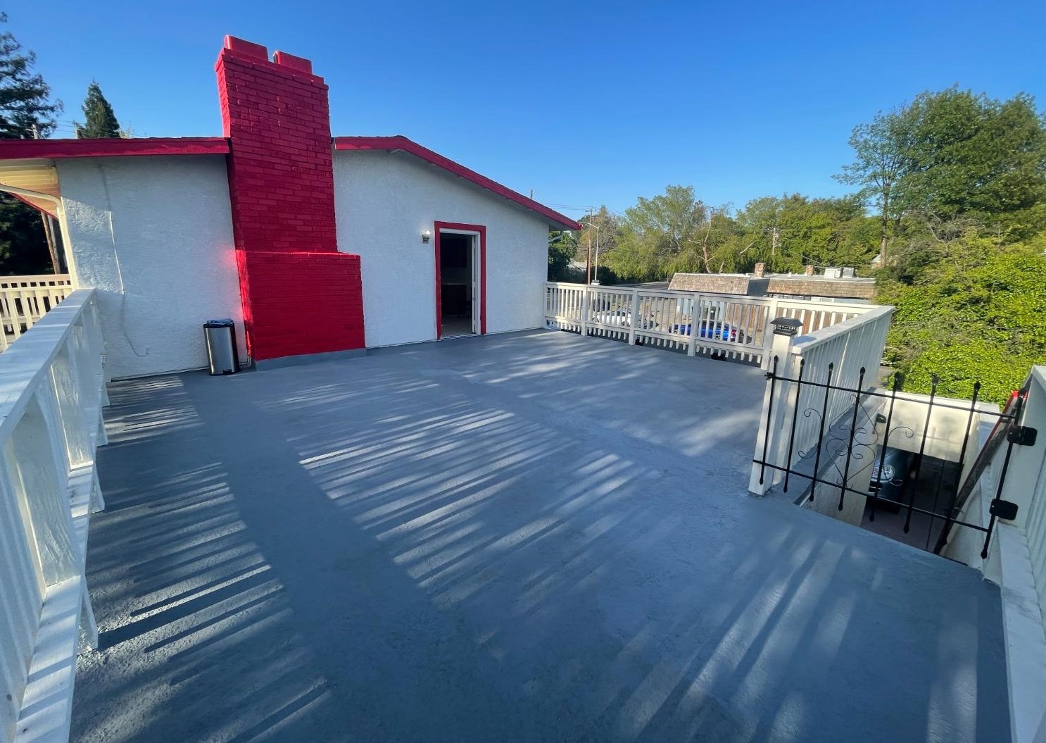 2868 Ln Colina Way, Carmichael CA  95608-4405 exterior