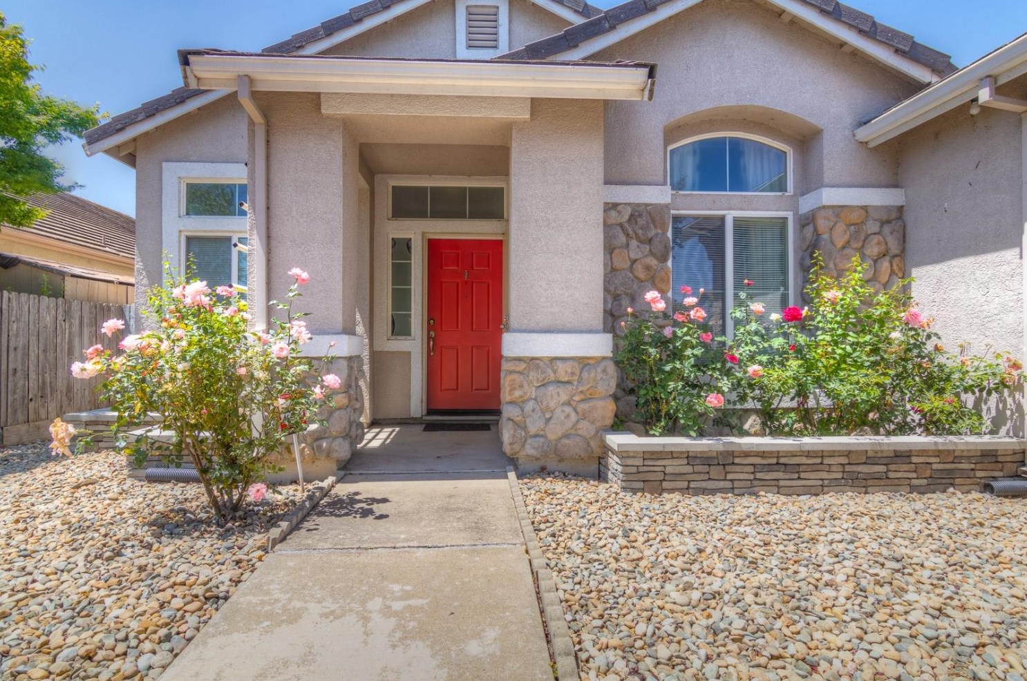 3266 Malcolm Is St, West Sacramento CA  95691-5946 exterior