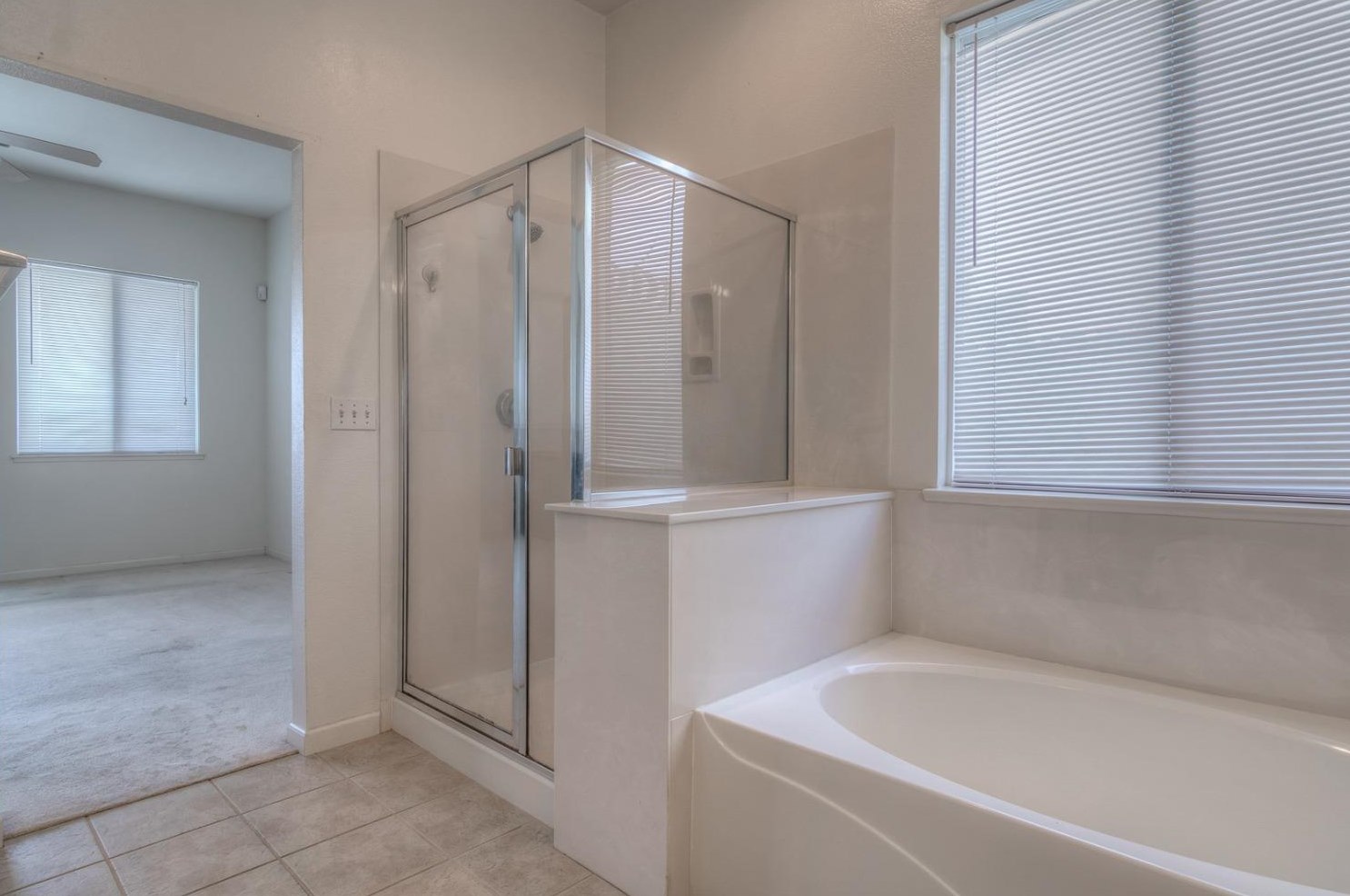 3266 Malcolm Is St, West Sacramento CA  95691-5946 exterior