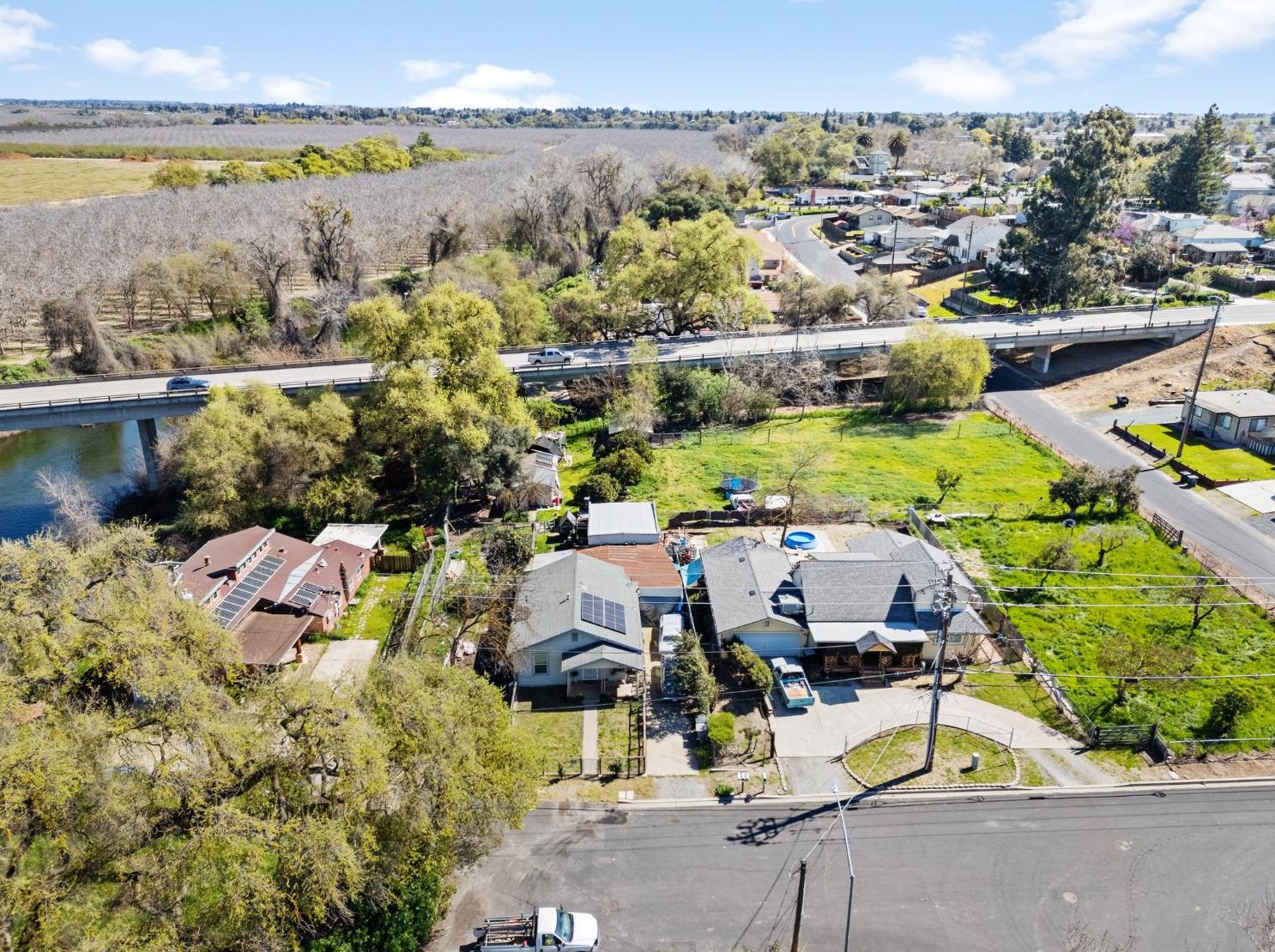 7054 Burneyville Rd, Riverbank CA  95367-2045 exterior