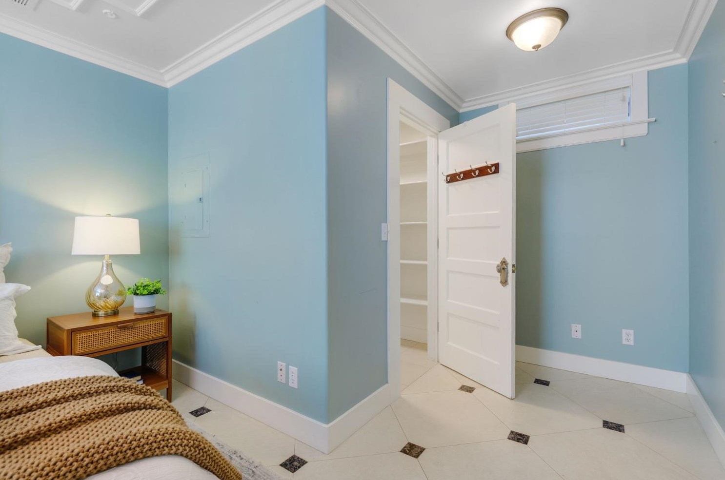 516 D St, Davis CA 95616-3815 exterior