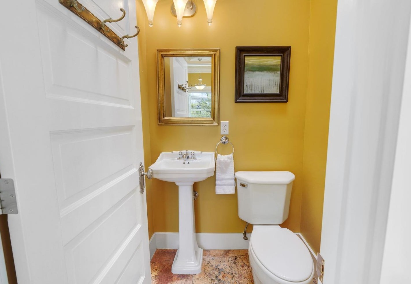 516 D St, Davis CA 95616-3815 exterior