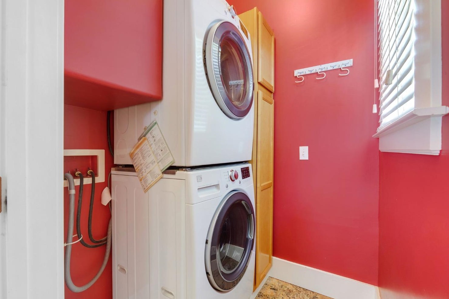 516 D St, Davis CA 95616-3815 exterior