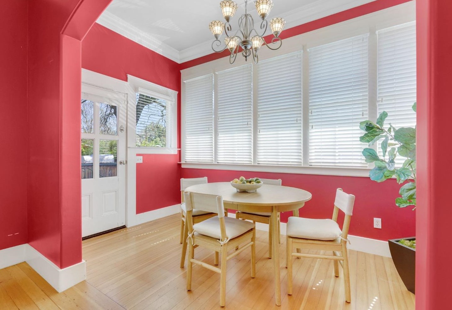 516 D St, Davis CA 95616-3815 exterior