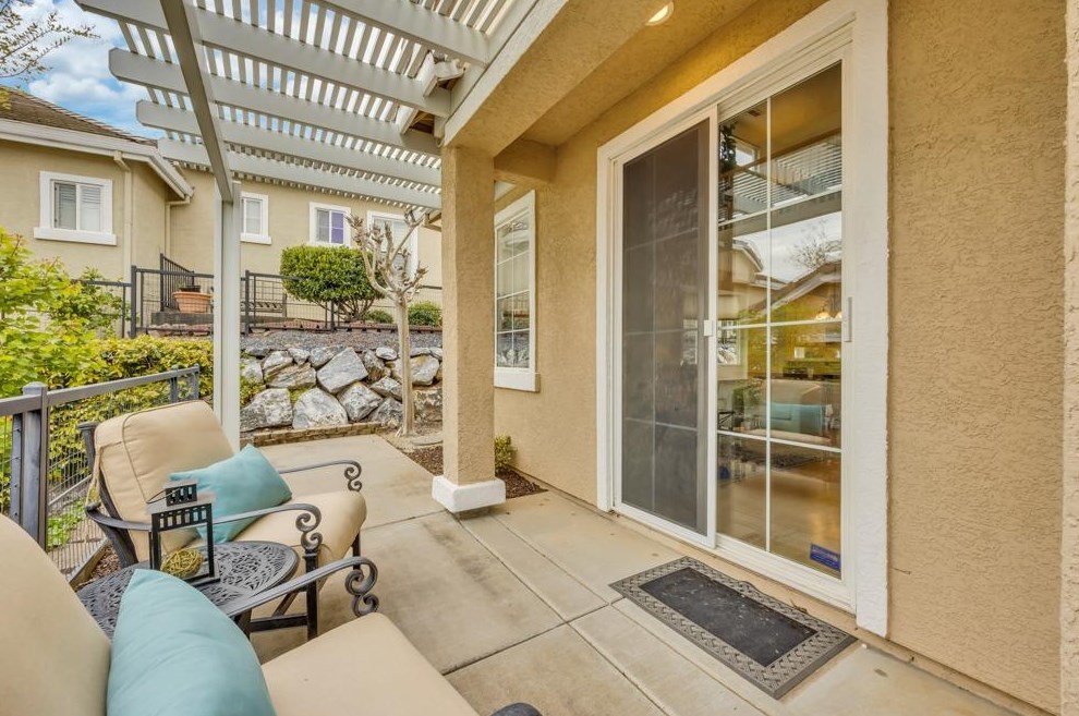 3746 Park Dr, Folsom CA 95762-4556 exterior