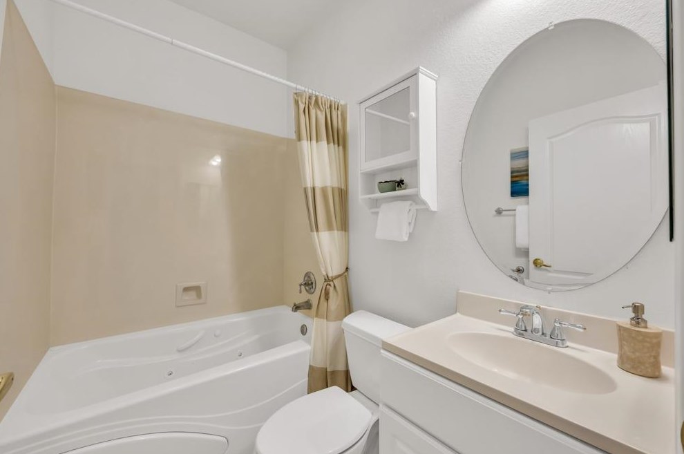 3746 Park Dr, Folsom CA 95762-4556 exterior