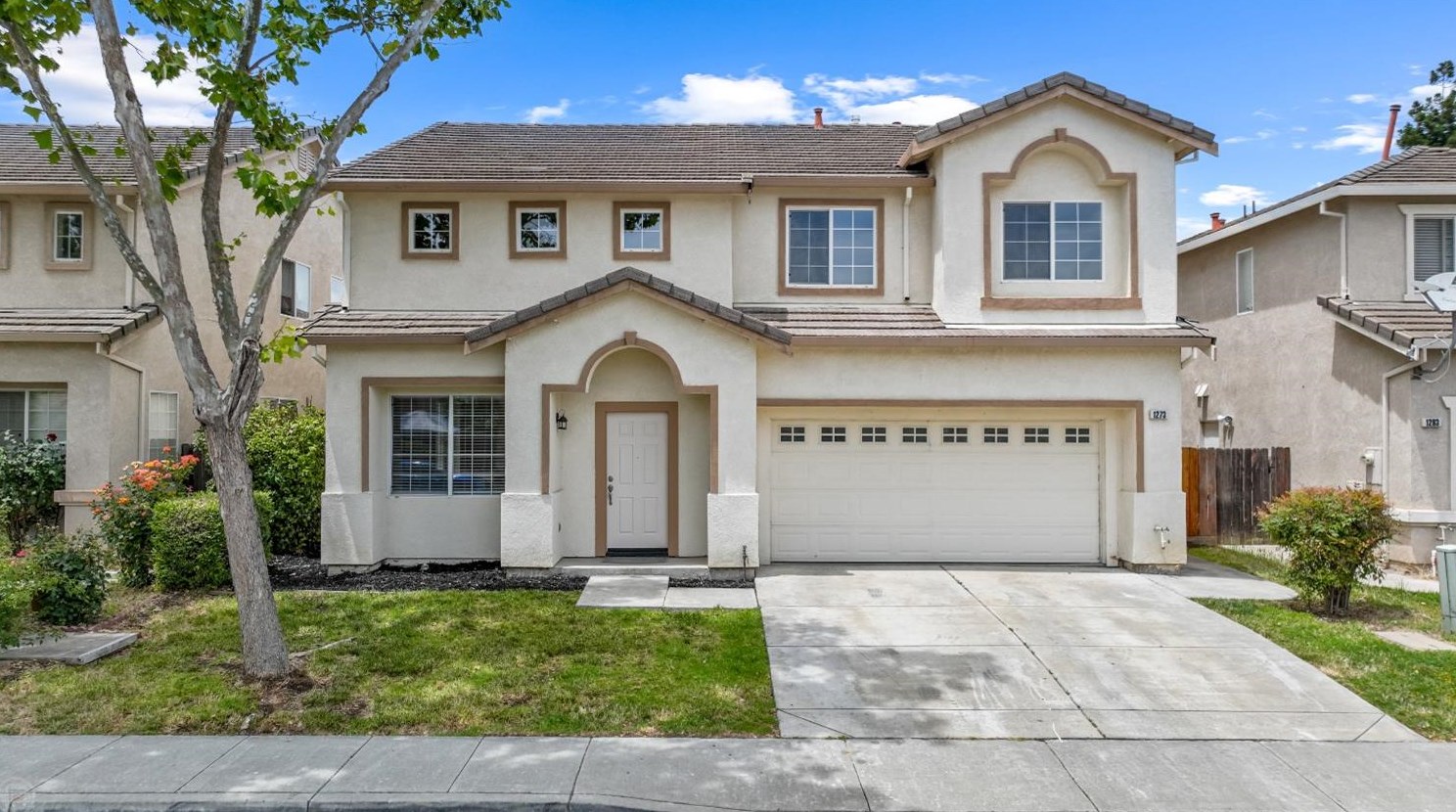 1273 Montgomery Ln, Tracy, CA 95377-7929