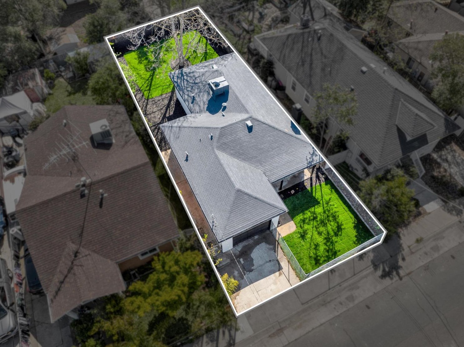 3041 San Carlos Way, Sacramento CA  95820-2711 exterior