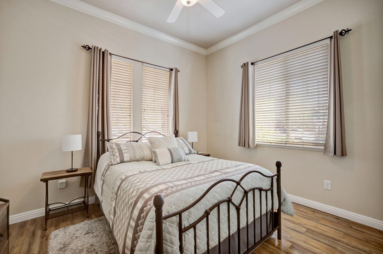1750 Ravenna Way, Roseville CA  95747-5045 exterior
