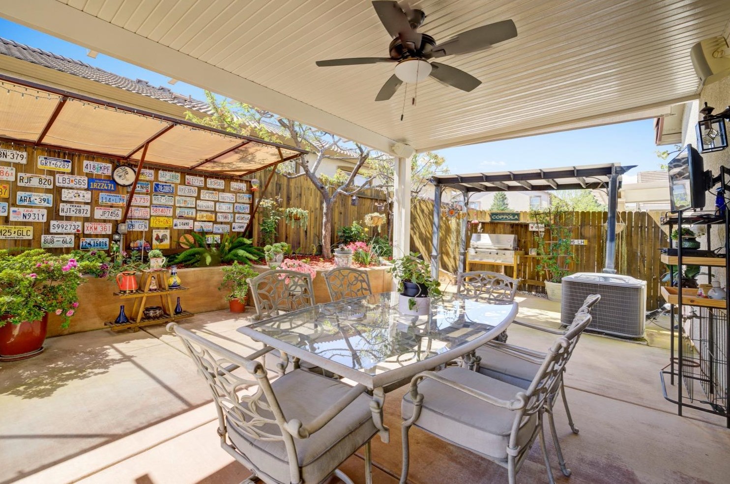 1750 Ravenna Way, Roseville CA  95747-5045 exterior