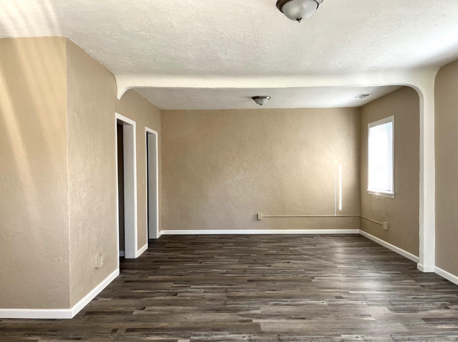1217 Normandy Dr, Modesto, CA 95351