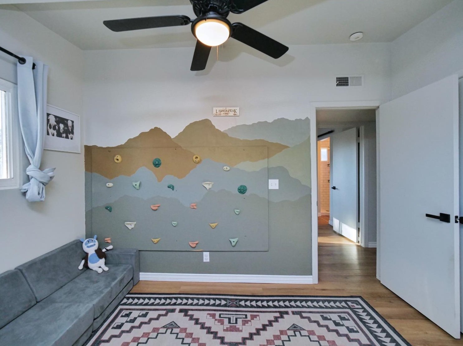 2431 Madrone St, Sutter CA 95982-2215 exterior