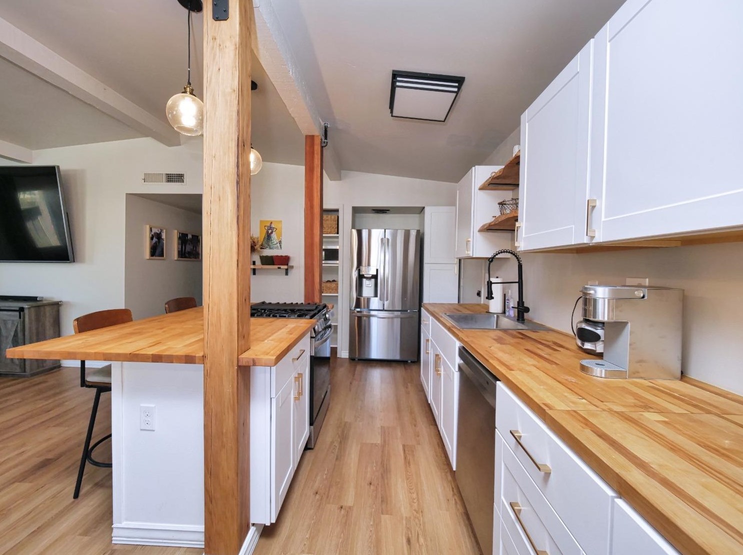 2431 Madrone St, Sutter CA 95982-2215 exterior