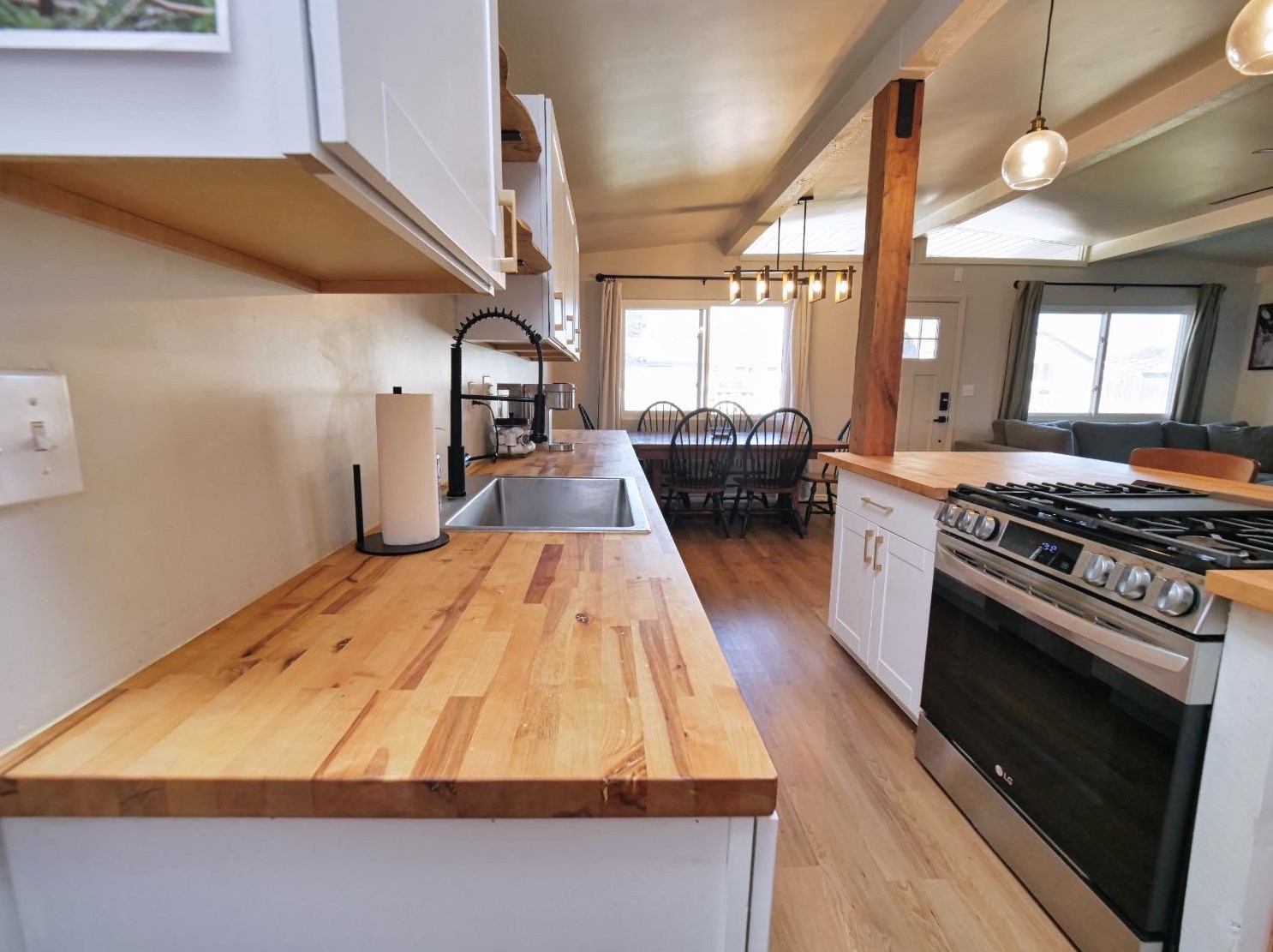 2431 Madrone St, Sutter CA 95982-2215 exterior