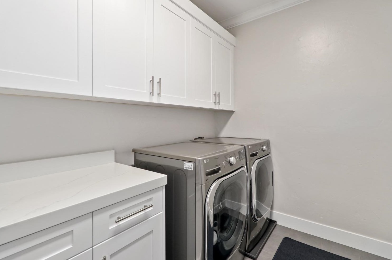 8530 Indianwood Way, Roseville CA  95747-6378 exterior