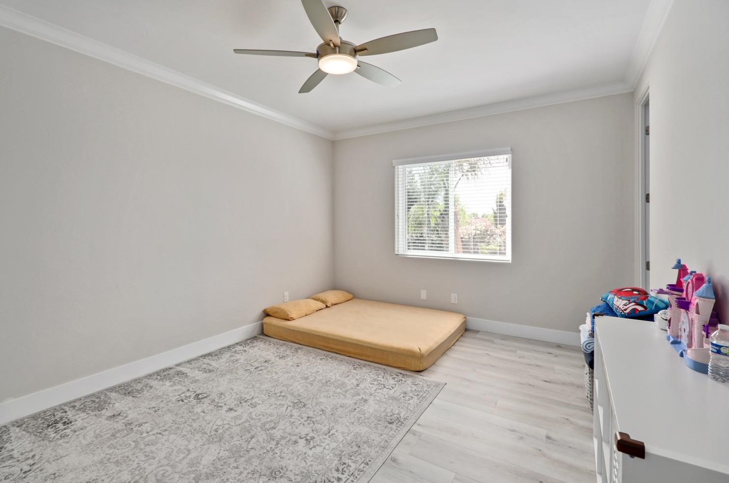 8530 Indianwood Way, Roseville CA  95747-6378 exterior