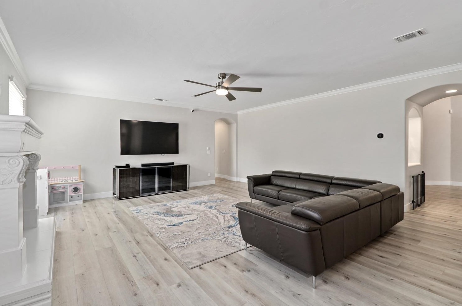 8530 Indianwood Way, Roseville CA  95747-6378 exterior