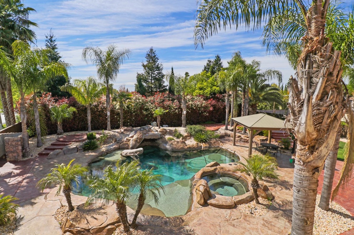 8530 Indianwood Way, Roseville CA  95747-6378 exterior