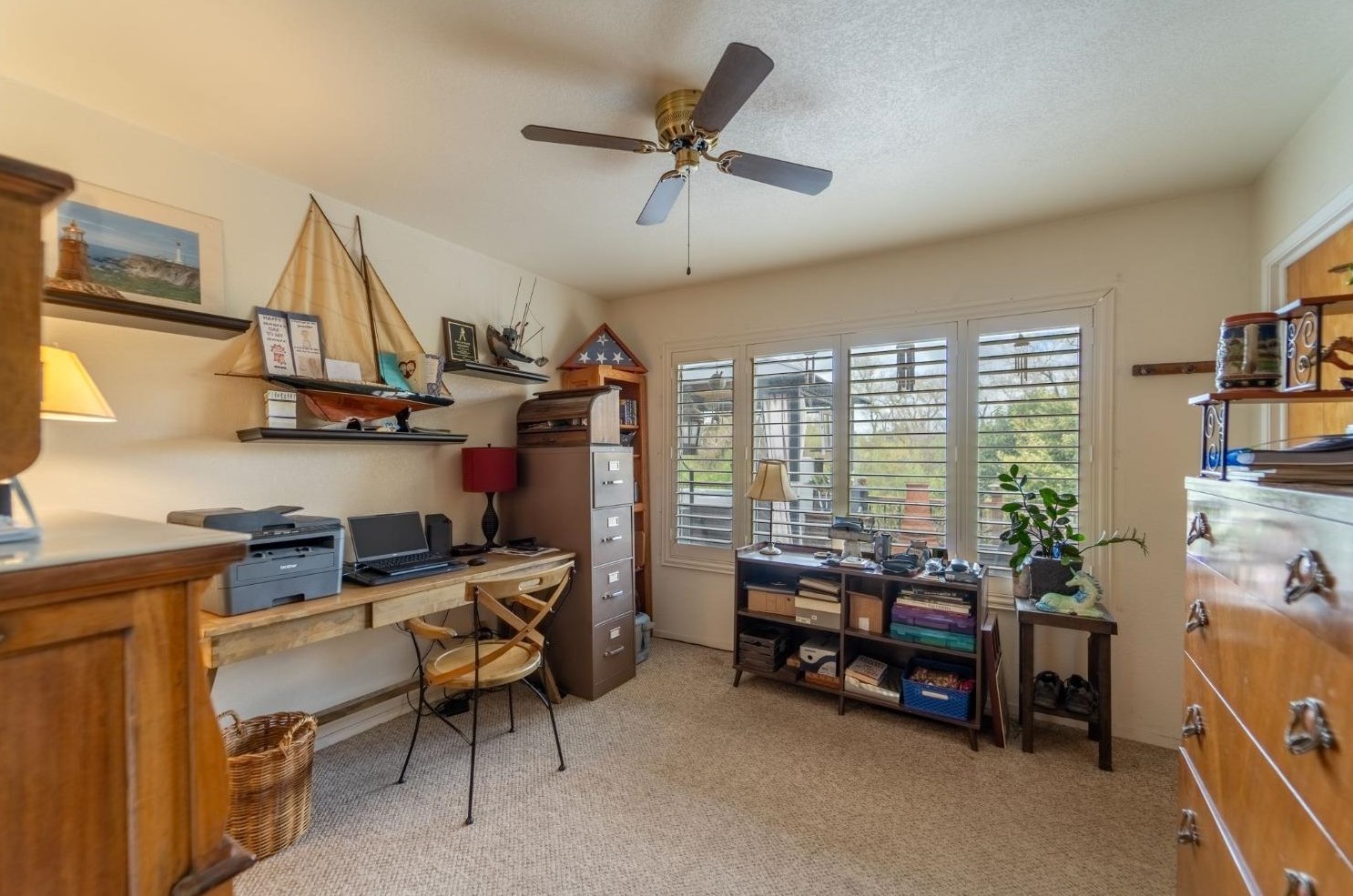 882 Reinman Ct, Valley Home CA  95361-4508 exterior