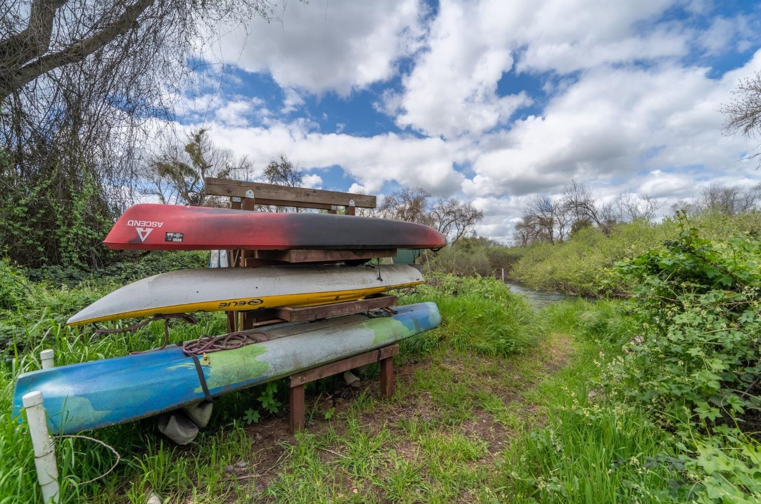 882 Reinman Ct, Valley Home CA  95361-4508 exterior