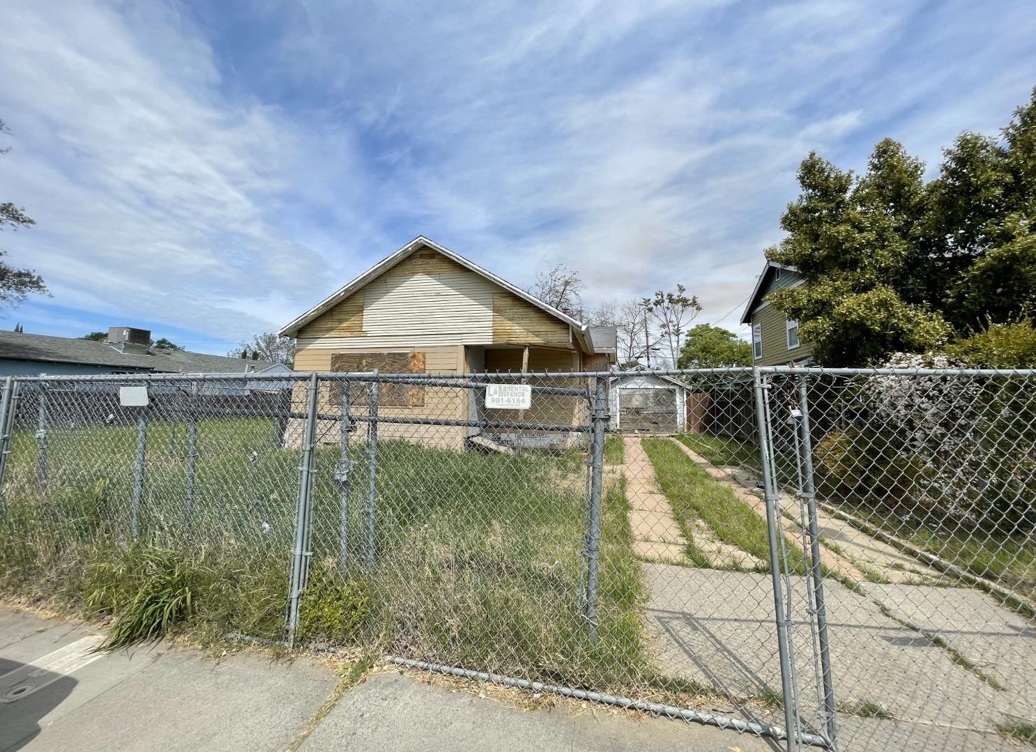 3817 21st Ave, Sacramento, CA 95820-4422