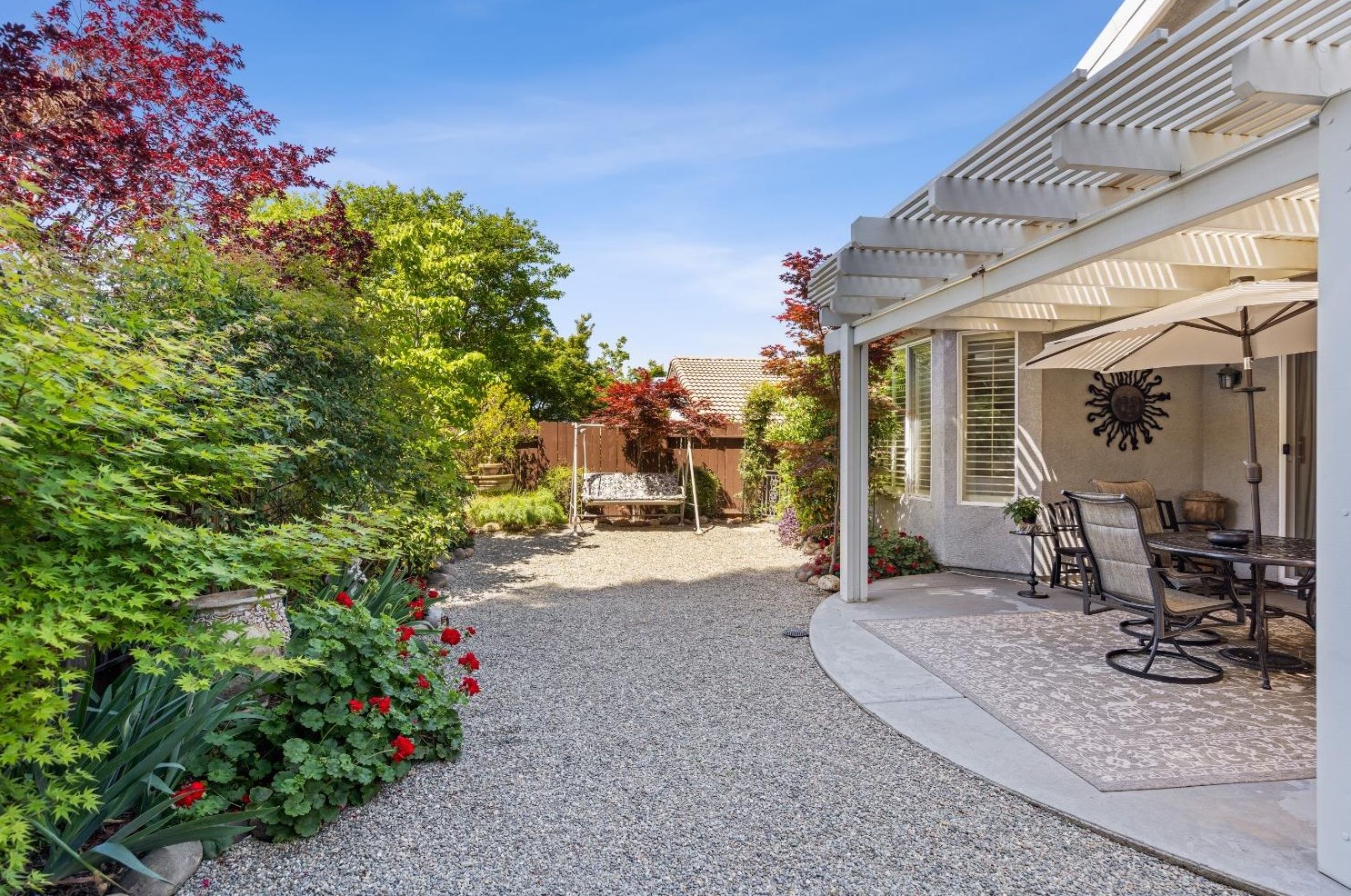 2520 Sasparilla Ct, Rocklin CA  95765-5605 exterior