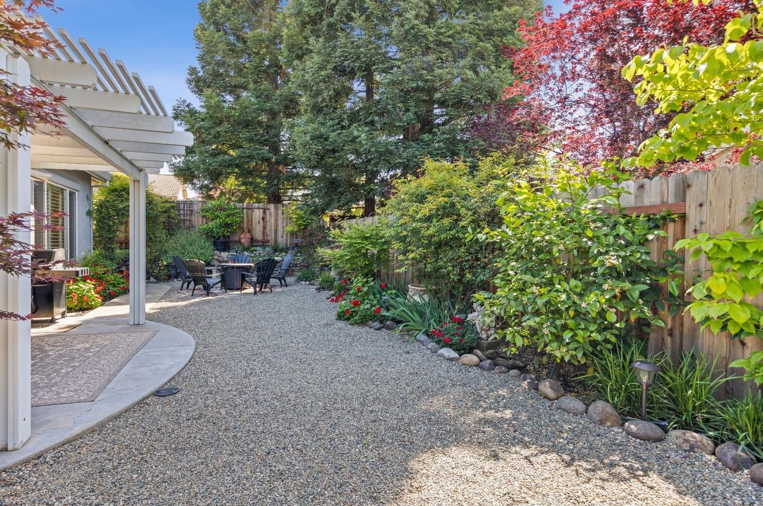 2520 Sasparilla Ct, Rocklin CA  95765-5605 exterior