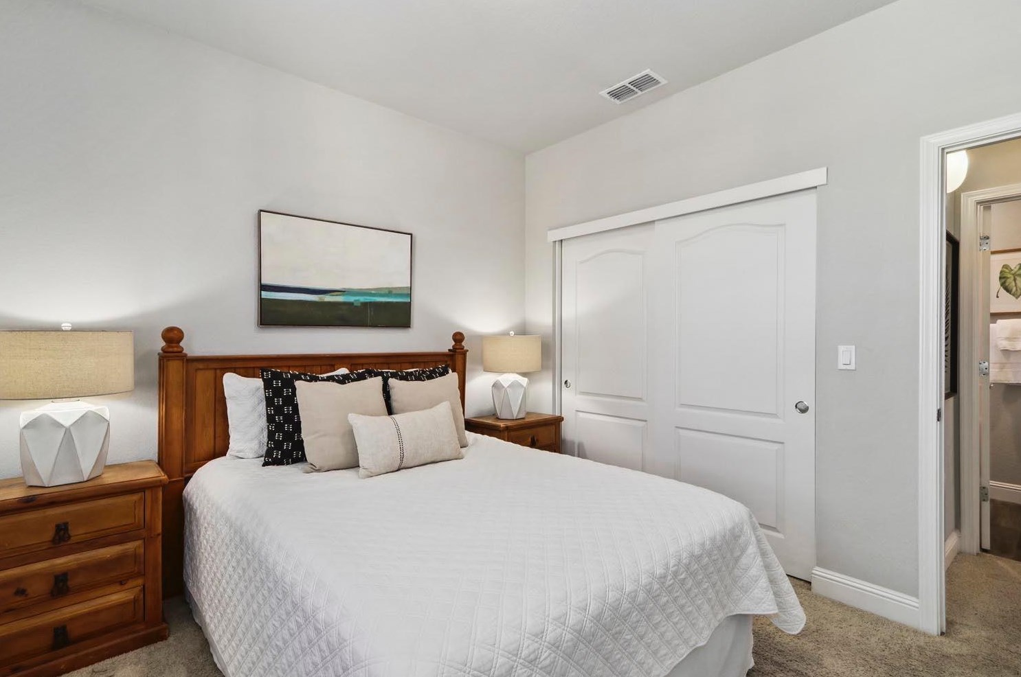 3817 Miners Ravine Dr, Roseville CA 95661-2507 exterior