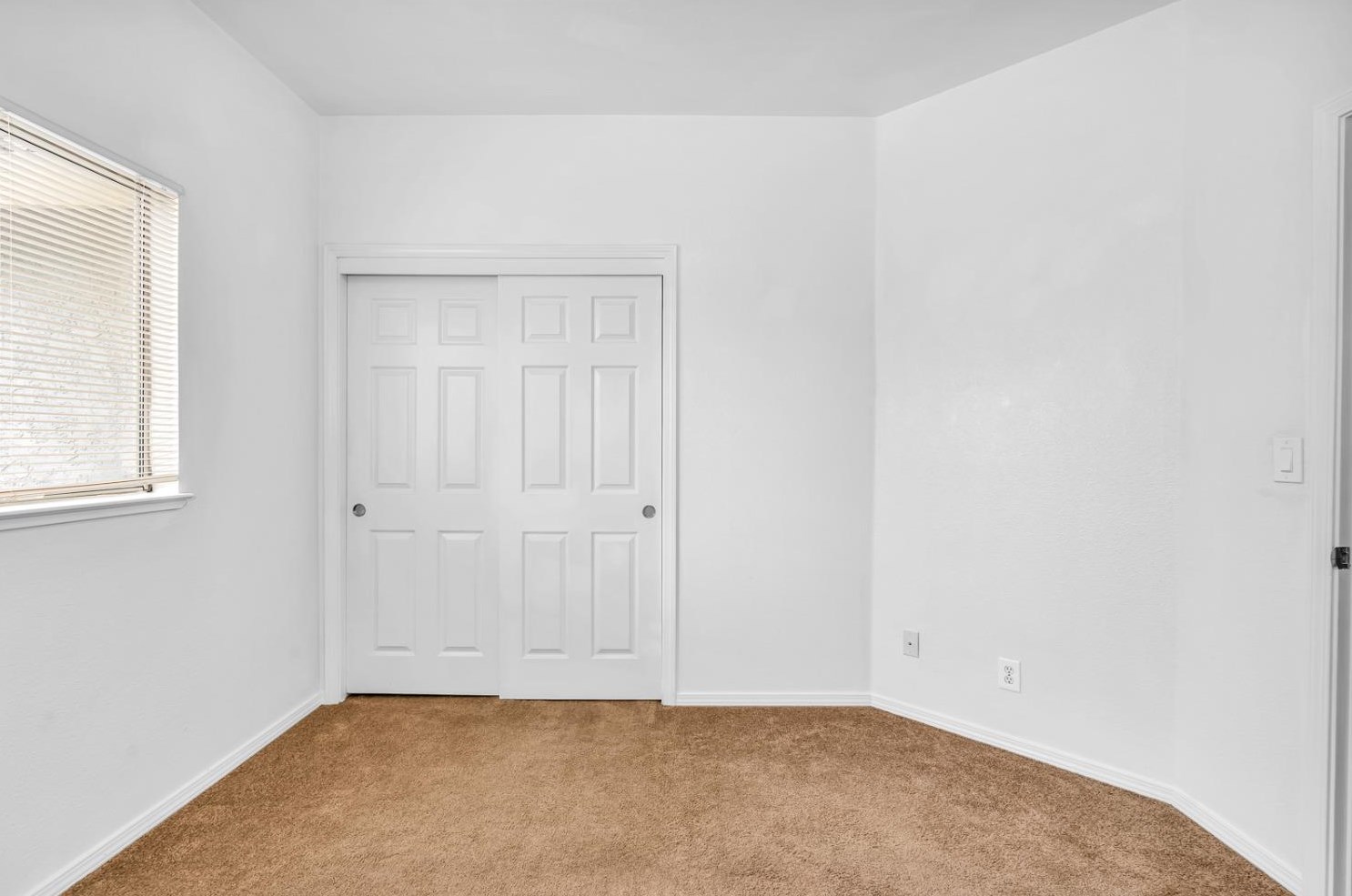 1631 Fir Dr, Los Banos CA 93635-4549 exterior