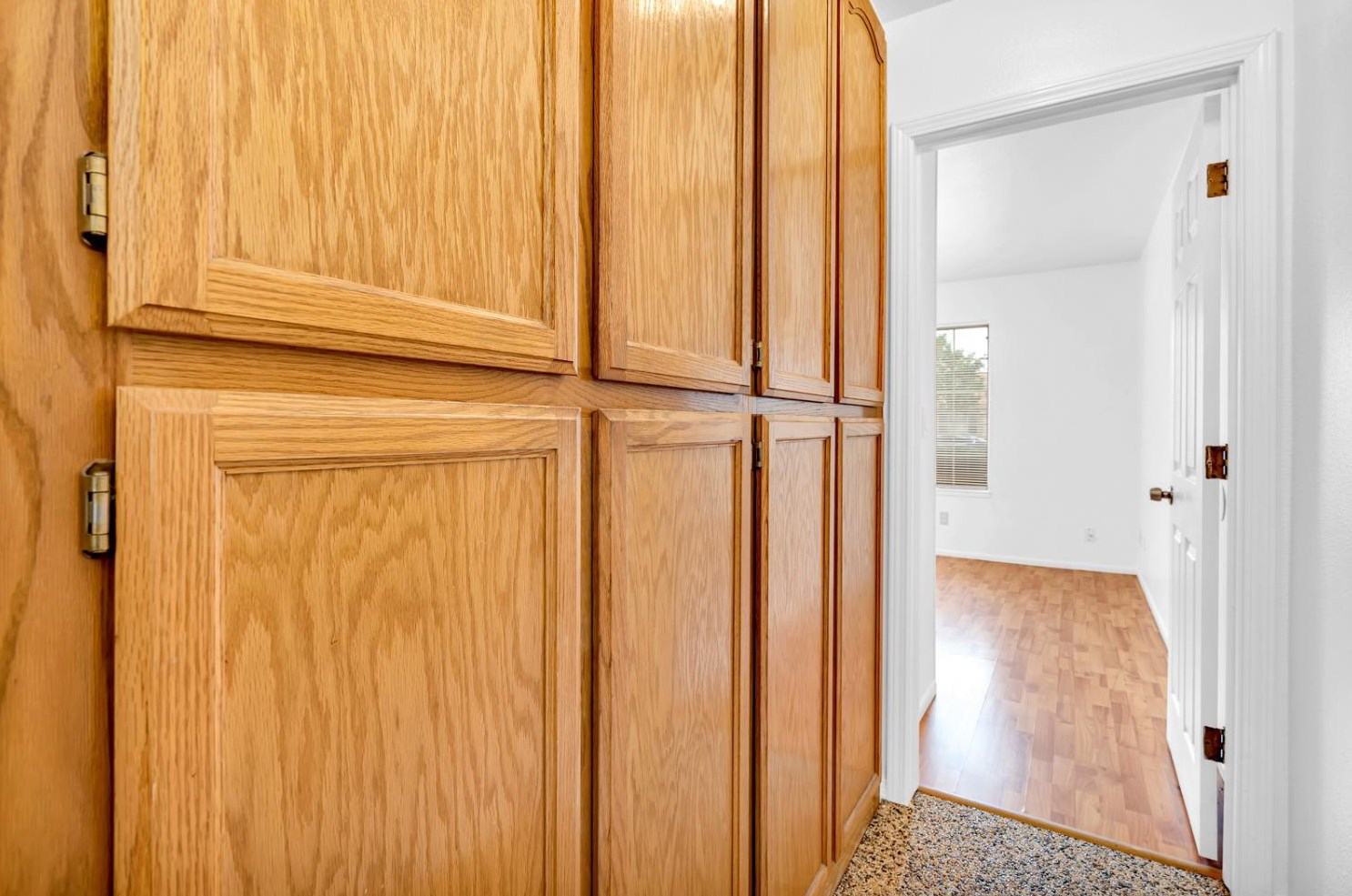 1631 Fir Dr, Los Banos CA 93635-4549 exterior