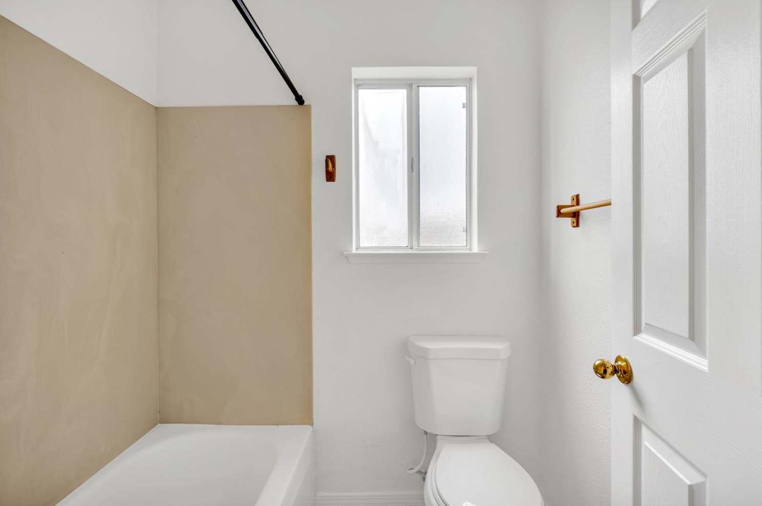 1631 Fir Dr, Los Banos CA 93635-4549 exterior