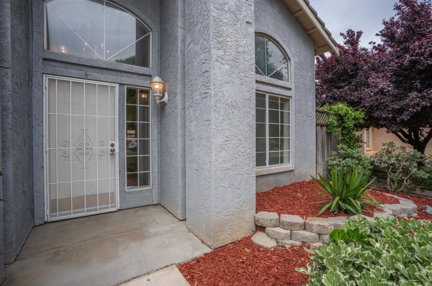 1631 Fir Dr, Los Banos CA 93635-4549 exterior