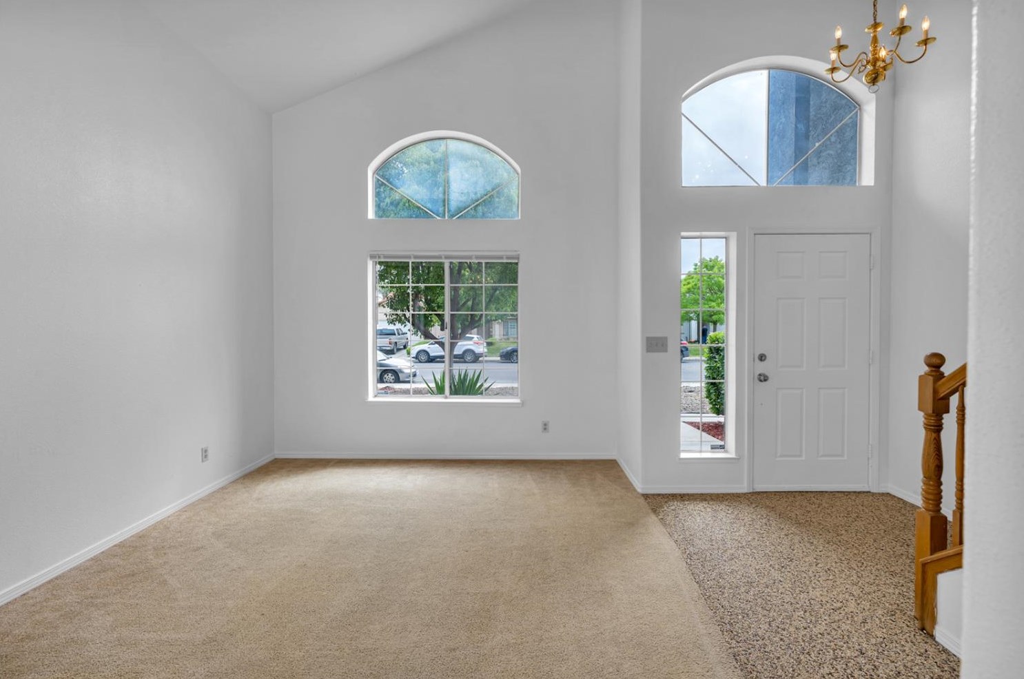 1631 Fir Dr, Los Banos CA 93635-4549 exterior