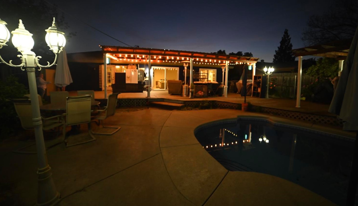 4106 Wheat St, Sacramento CA  95821-2226 exterior