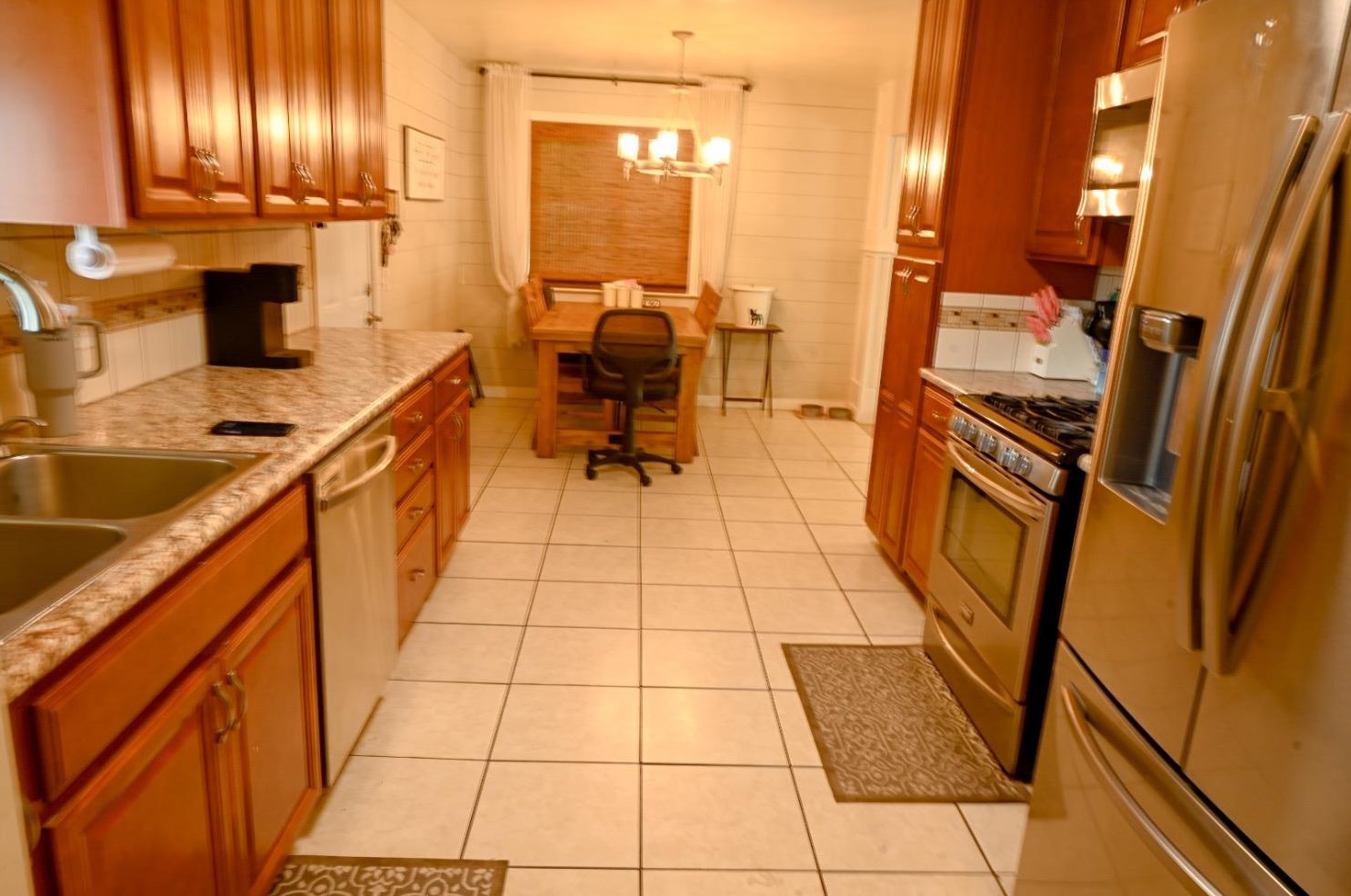 4106 Wheat St, Sacramento CA  95821-2226 exterior