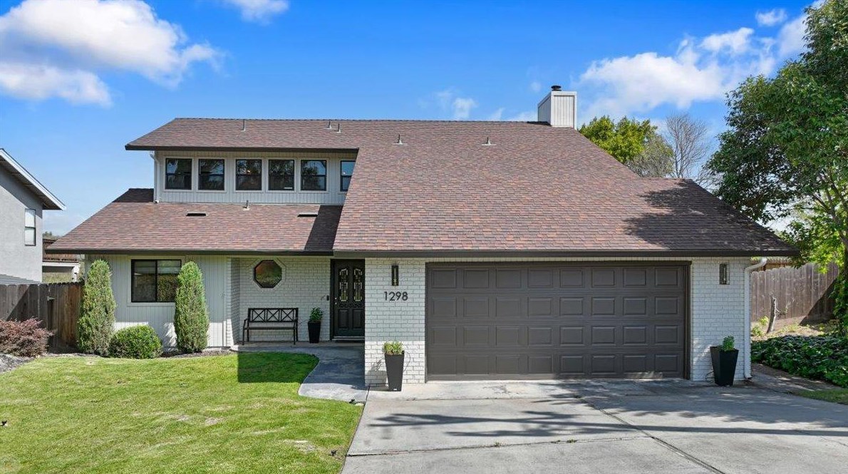 1298 Riv Blf Dr, Valley Home CA 95361-2678 exterior